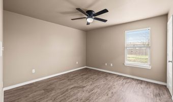711 15th St, Abernathy, TX 79311