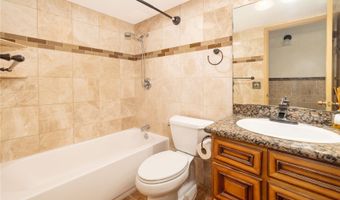2752 Kaaha St 309, Honolulu, HI 96826