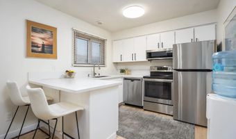 4062 Valeta 334, San Diego, CA 92110