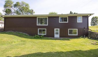 2101 Kenneth Dr, Albert Lea, MN 56007