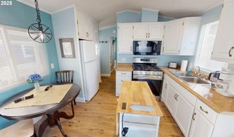 16219 LOWER HARBOR Rd 22, Brookings, OR 97415