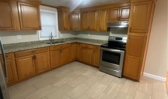 316 Manolla Ave, Warwick, RI 02888