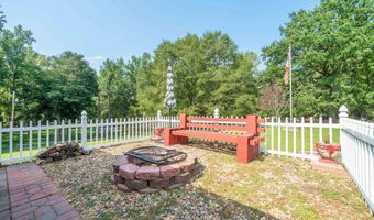 365 Helms Rd, Arkadelphia, AR 71923