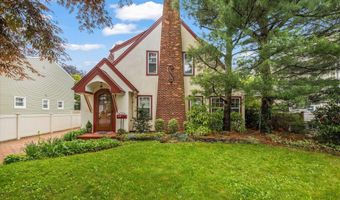 42 Robbins Ave, Amityville, NY 11701