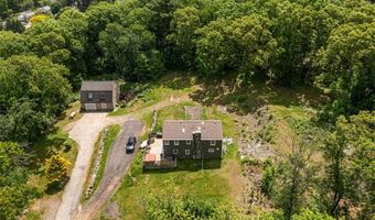 41 Dexter Rock Rd, Lincoln, RI 02865