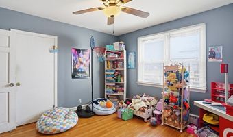 16 Brown St, North Providence, RI 02904