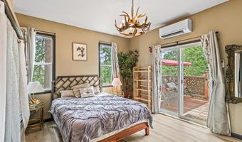 220 Nutley St, Ashland, OR 97520