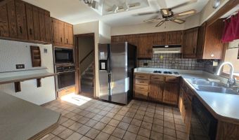 14 N Forrest Ave, Arlington Heights, IL 60004