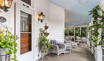 115 S Main St, Adairsville, GA 30103