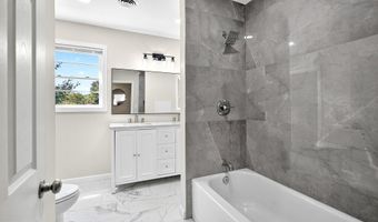 910 MONROE Ter, Dover, DE 19904