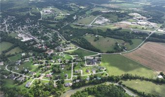 136 Riverview Dr, Anderson, MO 64831