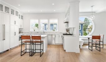 15 High St, Newport, RI 02840