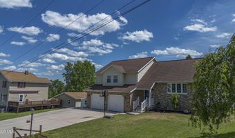 359 Reiling Ln, Altoona, PA 16601