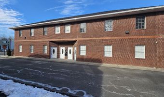 979 Farmington Ave 1F, Berlin, CT 06037