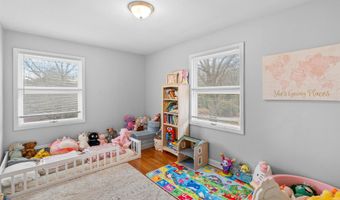 225 Cart Dr, Spartanburg, SC 29307