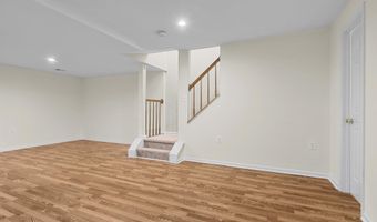 21196 WINDING BROOK Sq, Ashburn, VA 20147