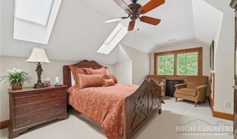39 Crestview Ln, Banner Elk, NC 28604