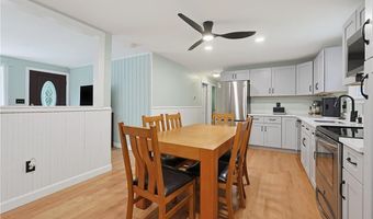 417 Lake Washington Dr, Glocester, RI 02814