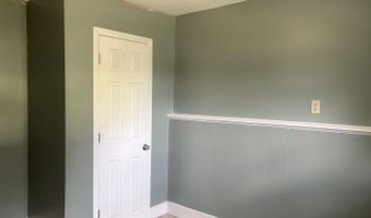 52 Forest Ave, Augusta, ME 04330