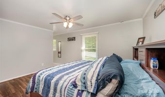 2106 Woodhurst Ln, Albemarle, NC 28001