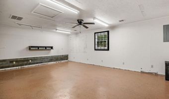 36 Annandale Dr, Boiling Springs, SC 29316