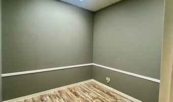 2318 Pass Rd 7a, Biloxi, MS 39531