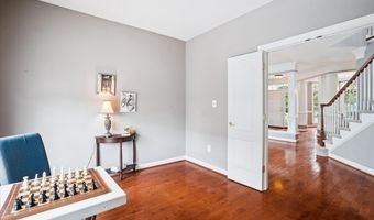 702 BANNEKER Ln, Annapolis, MD 21401