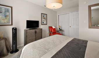 39078 BEACON Dr 18, Fenwick Island, DE 19944