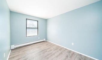 43 W 9TH St 9, Bayonne, NJ 07002
