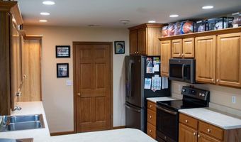 204 Coronet St, Angola, IN 46703