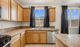 568 Wagon Wheel Dr, Bullhead City, AZ 86442