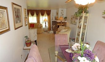 58 Dalewood Dr, Amherst, NY 14228
