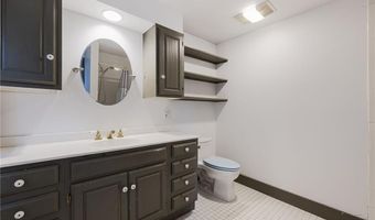 73 Thames St 1, Newport, RI 02840