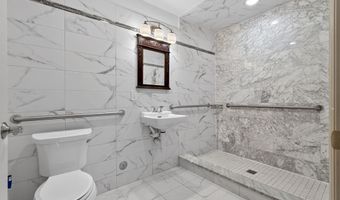 258 BROADWAY, Bayonne, NJ 07002
