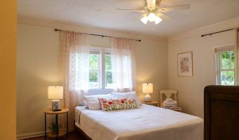 925 E Evans St, Bainbridge, GA 39819