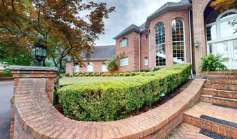 1 Albemarle Ln, Barboursville, WV 25504