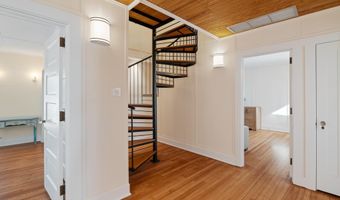 409 East Ave, Bay Head, NJ 08742