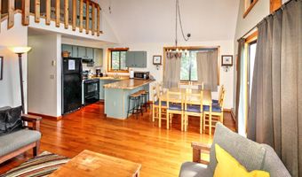 198 HOODS POINT Rd, Basye, VA 22810