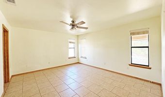 1106 W Eagle Pass, Alpine, TX 79830