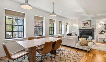 27 High St 2, Newport, RI 02840