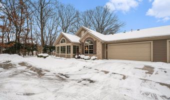 856 Bridge Crest Dr SE, Ada, MI 49301