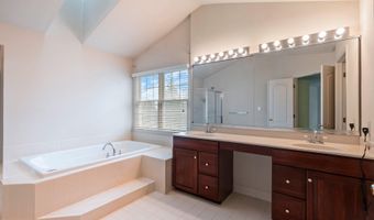 43540 LUCKETTS BRIDGE Cir, Ashburn, VA 20148