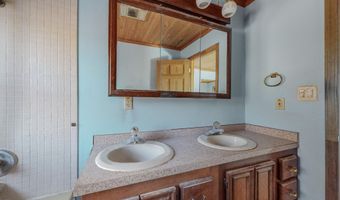 61 Vista Montana Rd, Estancia, NM 87016