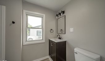 1917 Cedar St, Anderson, IN 46016