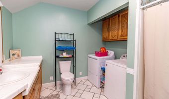 1193 Seneca St, Adrian, MI 49221