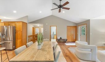 151 Bluffs Rd NW, Alexandria, MN 56308