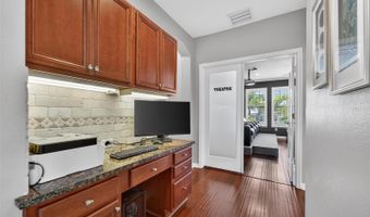 5722 SEA TROUT Pl, Apollo Beach, FL 33572