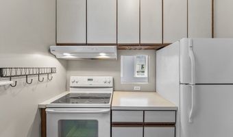828-834 E Fifth St 4, Boston, MA 02127