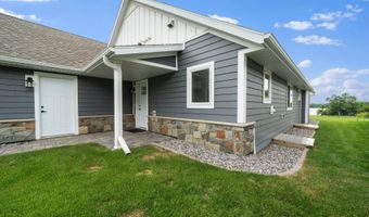 1515 Geneva Rd NE, Alexandria, MN 56308