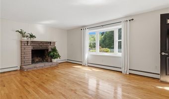 567 Providence Pike, North Smithfield, RI 02896